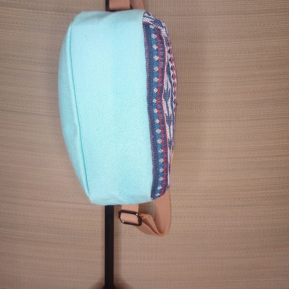 LEAPER Crossbody Messenger  Canvas Bag Mint Green Turquoise Southwestern Style - Picture 6 of 17
